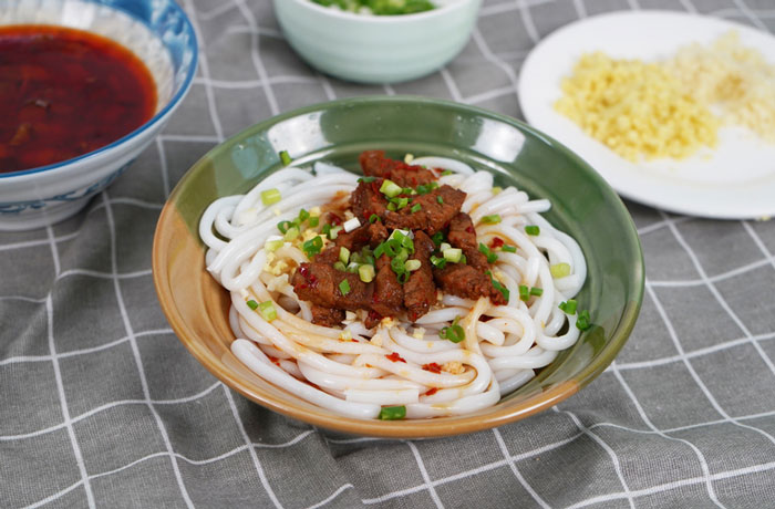 波莲镇肉臊子粉培训